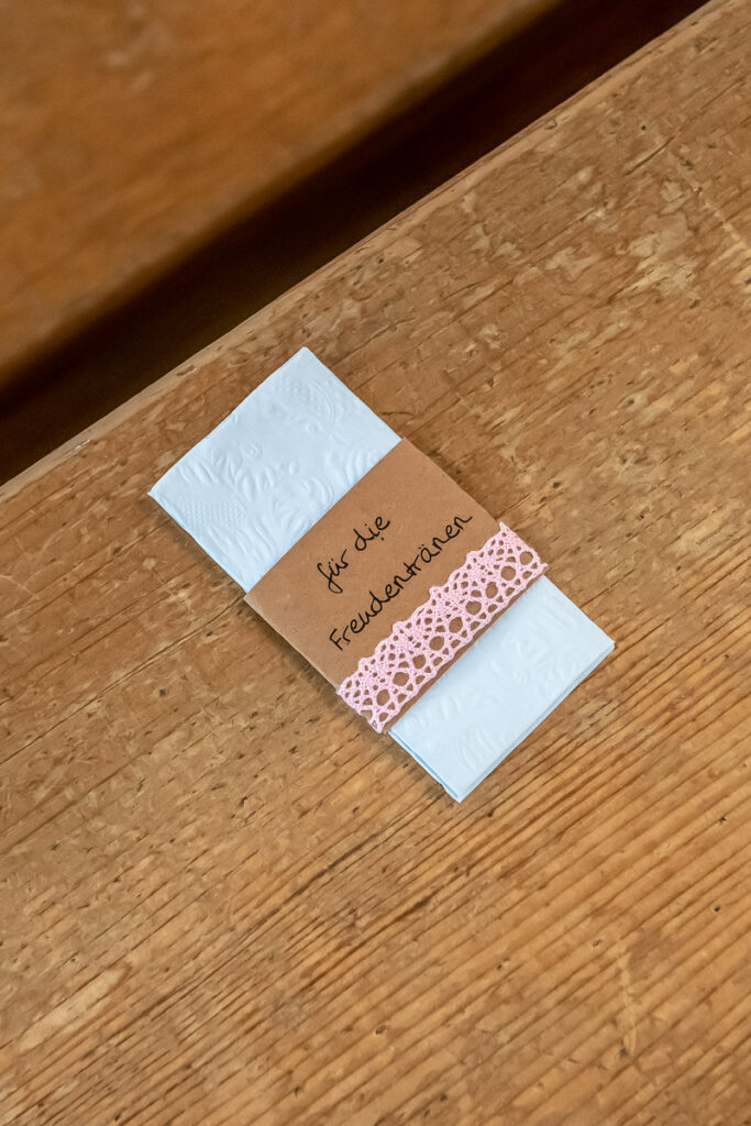 Hochzeit Obwalden Hochzeitsfotograf Zentralschweiz Hochzeitspaar Braut Bräutigam Landenberg Sarnen