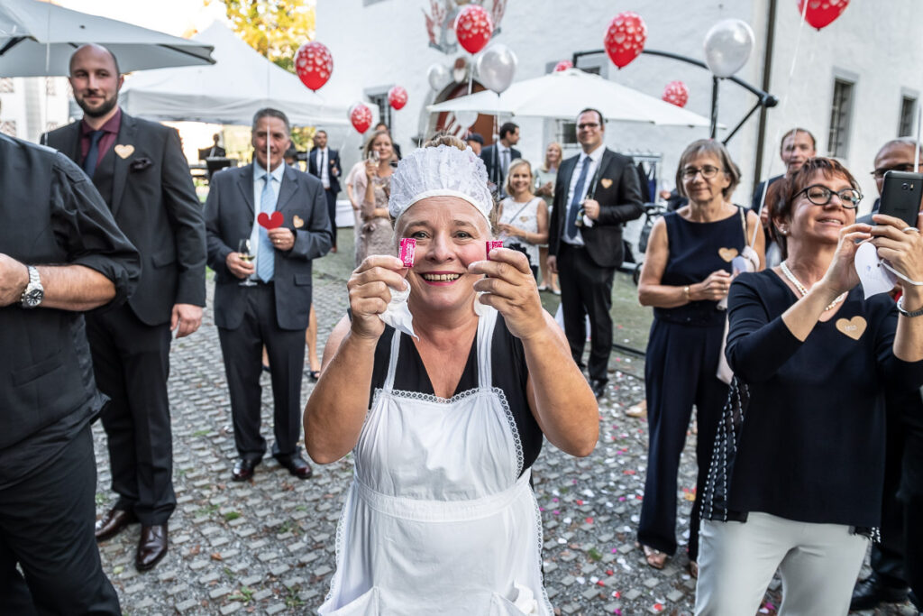 Hochzeit Obwalden Hochzeitsfotograf Zentralschweiz Hochzeitspaar Braut Bräutigam Landenberg Sarnen