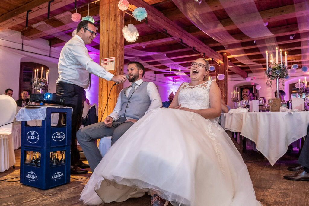 Hochzeit Obwalden Hochzeitsfotograf Zentralschweiz Hochzeitspaar Braut Bräutigam Landenberg Sarnen