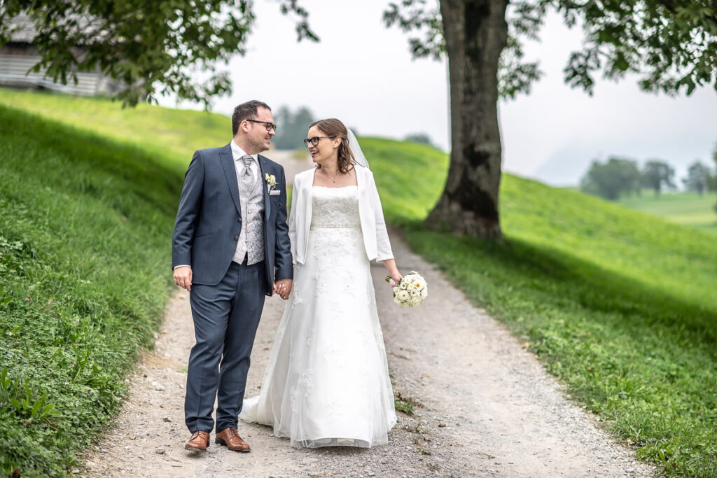 Hochzeit Obwalden Paxomontana Flüeli Ranft Hochzeitsfotograf Hochzeitsfeier Hochzeitspaar Hochzeitstag Sachseln Hochzeitsfotograf Obwalden