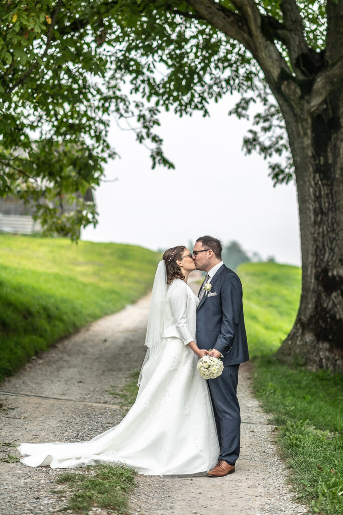 Hochzeit Obwalden Paxomontana Flüeli Ranft Hochzeitsfotograf Hochzeitsfeier Hochzeitspaar Hochzeitstag Sachseln Hochzeitsfotograf Obwalden