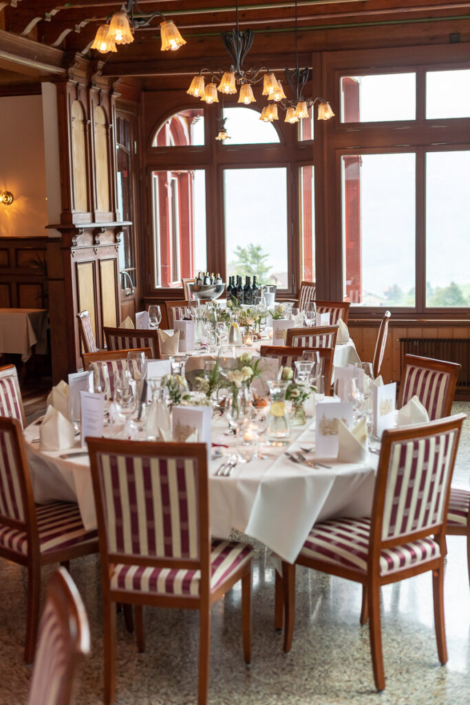 Hochzeit Obwalden Paxomontana Flüeli Ranft Hochzeitsfotograf Hochzeitsfeier Hochzeitspaar Hochzeitstag Sachseln Hochzeitsfotograf Obwalden