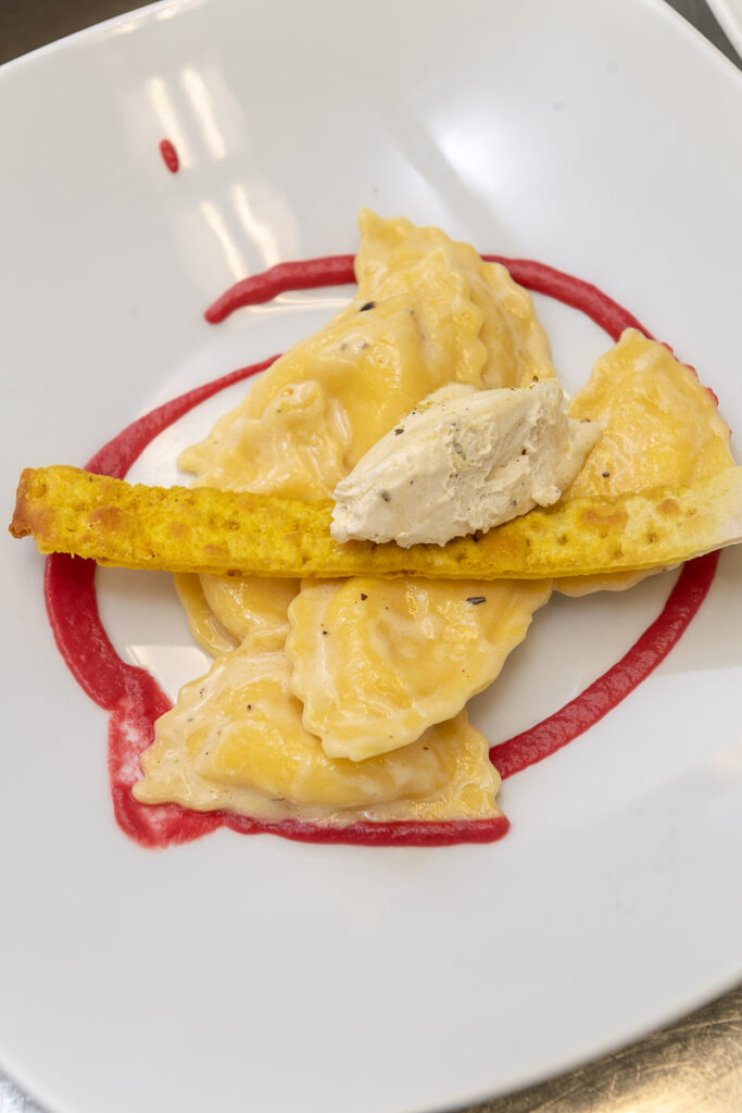 Hochzeit Obwalden Paxomontana Flüeli Ranft Hochzeitsfotograf Hochzeitsfeier Hochzeitspaar Hochzeitstag Sachseln Hochzeitsfotograf Obwalden