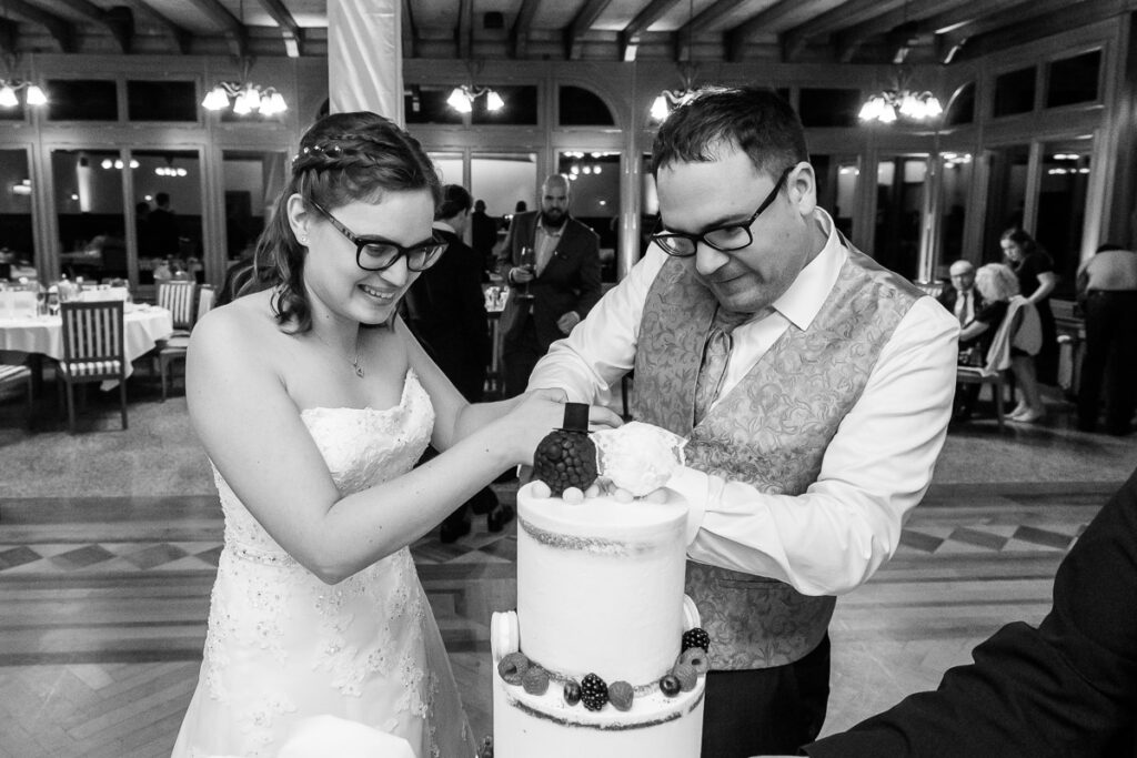 Hochzeit Obwalden Paxomontana Flüeli Ranft Hochzeitsfotograf Hochzeitsfeier Hochzeitspaar Hochzeitstag Sachseln Hochzeitsfotograf Obwalden