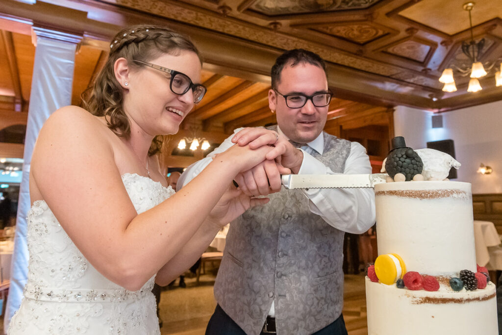 Hochzeit Obwalden Paxomontana Flüeli Ranft Hochzeitsfotograf Hochzeitsfeier Hochzeitspaar Hochzeitstag Sachseln Hochzeitsfotograf Obwalden