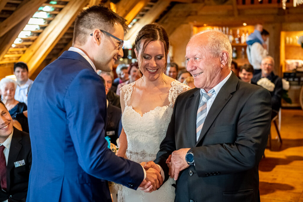 Hochzeit auf Hof Landschi in Küssnacht Kanton Schwyz Hochzeitsfotograf Schwyz