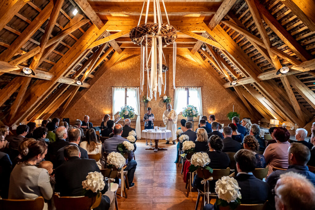 Hochzeit auf Hof Landschi in Küssnacht Kanton Schwyz Hochzeitsfotograf Schwyz