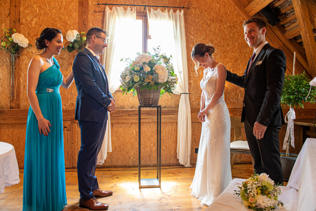 Hochzeit auf Hof Landschi in Küssnacht Kanton Schwyz Hochzeitsfotograf Schwyz
