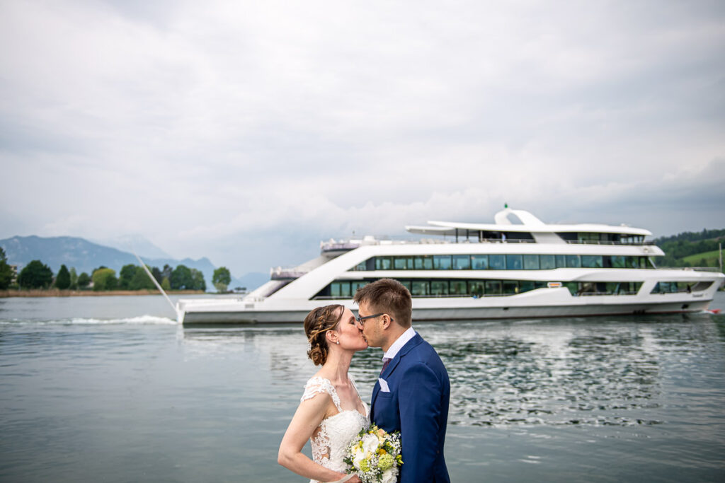 Hochzeit auf Hof Landschi in Küssnacht Kanton Schwyz Hochzeitsfotograf Schwyz