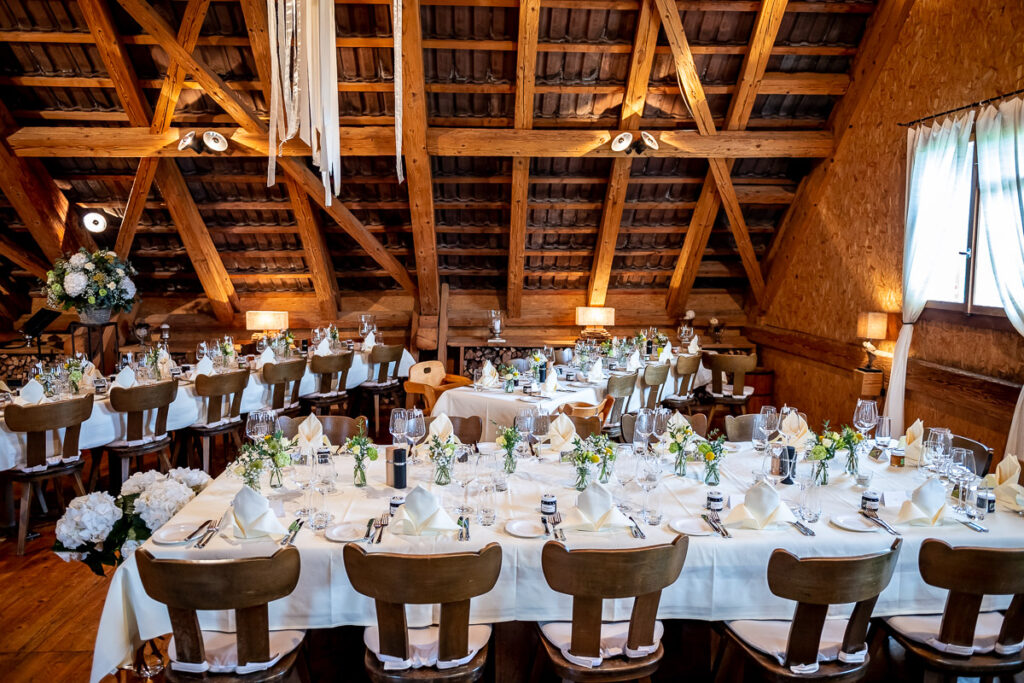 Hochzeit auf Hof Landschi in Küssnacht Kanton Schwyz Hochzeitsfotograf Schwyz