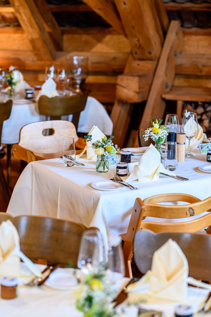 Hochzeit auf Hof Landschi in Küssnacht Kanton Schwyz Hochzeitsfotograf Schwyz