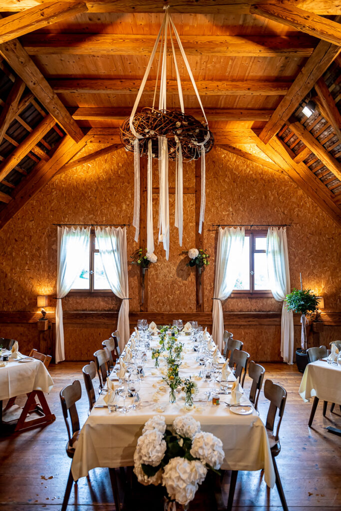 Hochzeit auf Hof Landschi in Küssnacht Kanton Schwyz Hochzeitsfotograf Schwyz