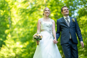 Hochzeit in Ennetmoos Hochzeitsfeier in Flora Alpina in Vitznau Hochzeitsfotograf Luzern Hochzeitsfotograf Nidwalden