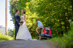 Hochzeit in Ennetmoos Hochzeitsfeier in Flora Alpina in Vitznau Hochzeitsfotograf Luzern Hochzeitsfotograf Nidwalden