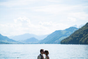 Hochzeit in Ennetmoos Hochzeitsfeier in Flora Alpina in Vitznau Hochzeitsfotograf Luzern Hochzeitsfotograf Nidwalden