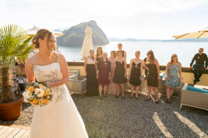 Hochzeit in Ennetmoos Hochzeitsfeier in Flora Alpina in Vitznau Hochzeitsfotograf Luzern Hochzeitsfotograf Nidwalden