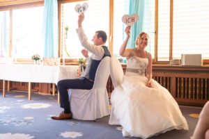 Hochzeit in Ennetmoos Hochzeitsfeier in Flora Alpina in Vitznau Hochzeitsfotograf Luzern Hochzeitsfotograf Nidwalden