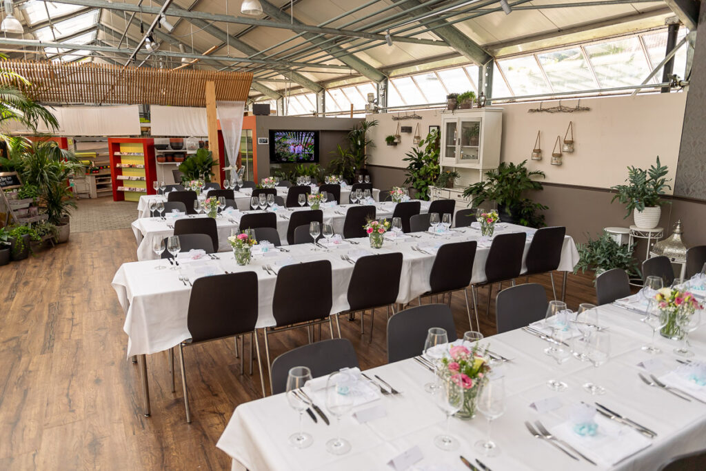 Hochzeitsfest im Heini Luzern Hochzeit Standesamt in Sarnen Hochzeitsshooting Dreilindenpark Luzern Hochzeitsfeier Heini AG Luzern Hochzeitsfotograf Luzern Hochzeitsfotograf Obwalden