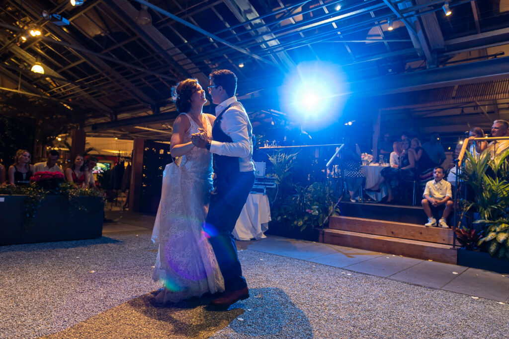 Hochzeitsfest im Heini Luzern Hochzeit Standesamt in Sarnen Hochzeitsshooting Dreilindenpark Luzern Hochzeitsfeier Heini AG Luzern Hochzeitsfotograf Luzern Hochzeitsfotograf Obwalden
