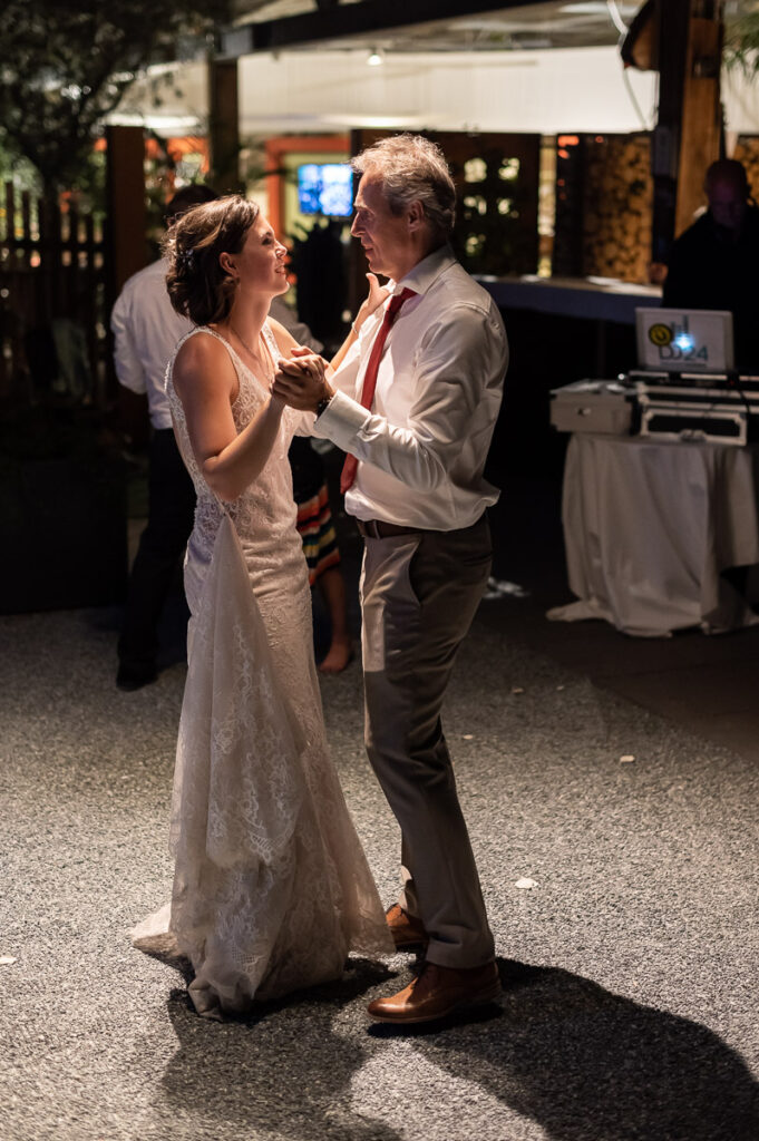 Hochzeitsfest im Heini Luzern Hochzeit Standesamt in Sarnen Hochzeitsshooting Dreilindenpark Luzern Hochzeitsfeier Heini AG Luzern Hochzeitsfotograf Luzern Hochzeitsfotograf Obwalden