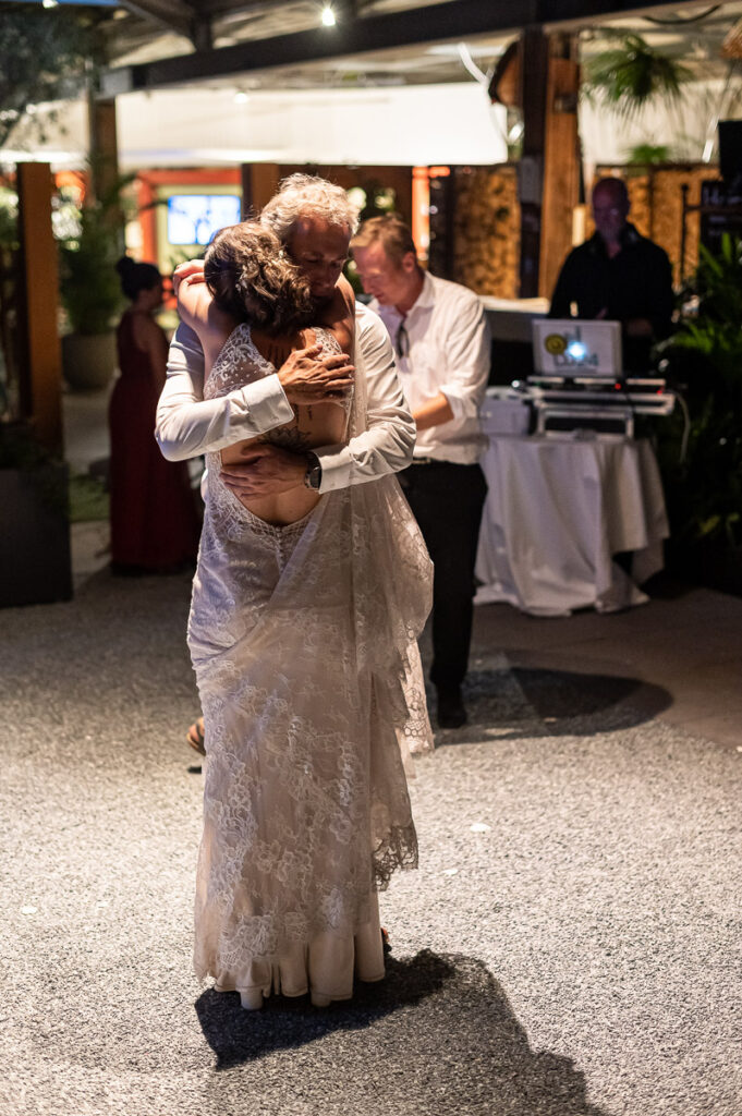 Hochzeitsfest im Heini Luzern Hochzeit Standesamt in Sarnen Hochzeitsshooting Dreilindenpark Luzern Hochzeitsfeier Heini AG Luzern Hochzeitsfotograf Luzern Hochzeitsfotograf Obwalden