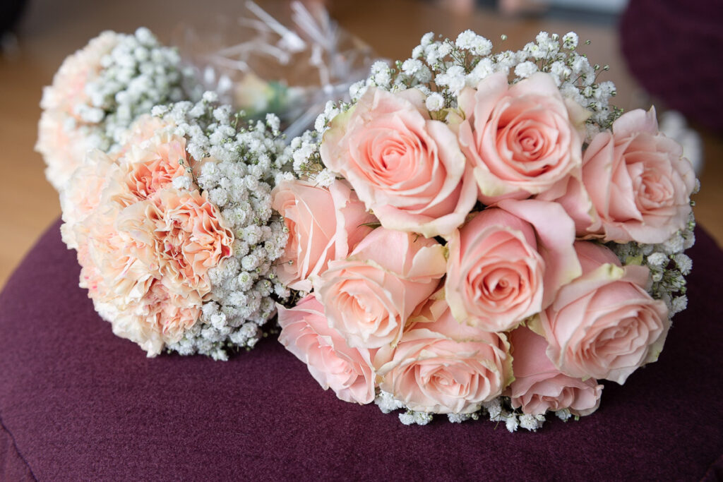 Hochzeit in der Kappelle Sankt NIklausen in Obwalden Hochzeitsfest im Wilerbädli in Wilen Obwalden Hochzeitsfotograf Obwalden