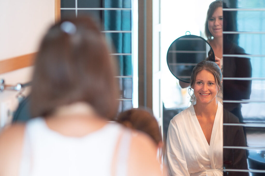 Hochzeit in der Kappelle Sankt NIklausen in Obwalden Hochzeitsfest im Wilerbädli in Wilen Obwalden Hochzeitsfotograf Obwalden