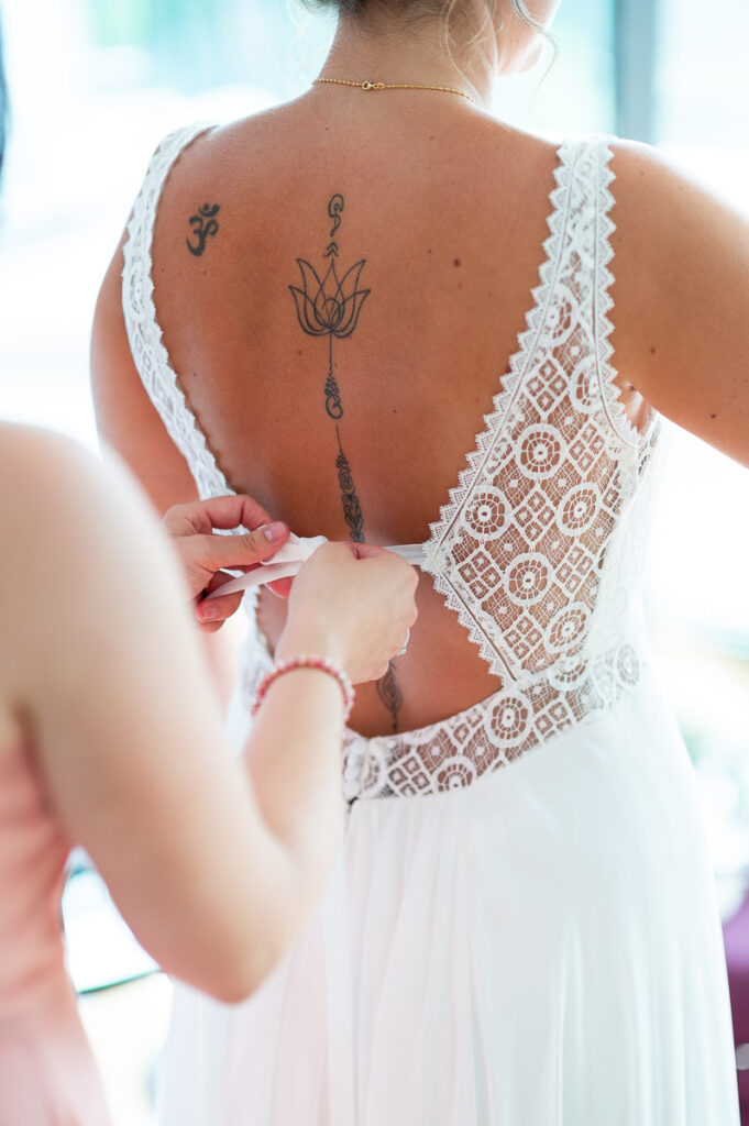 Hochzeit in der Kappelle Sankt NIklausen in Obwalden Hochzeitsfest im Wilerbädli in Wilen Obwalden Hochzeitsfotograf Obwalden