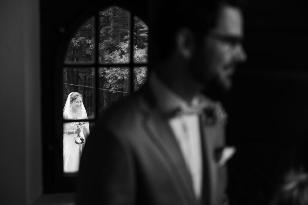 Hochzeit in der Kappelle Sankt NIklausen in Obwalden Hochzeitsfest im Wilerbädli in Wilen Obwalden Hochzeitsfotograf Obwalden