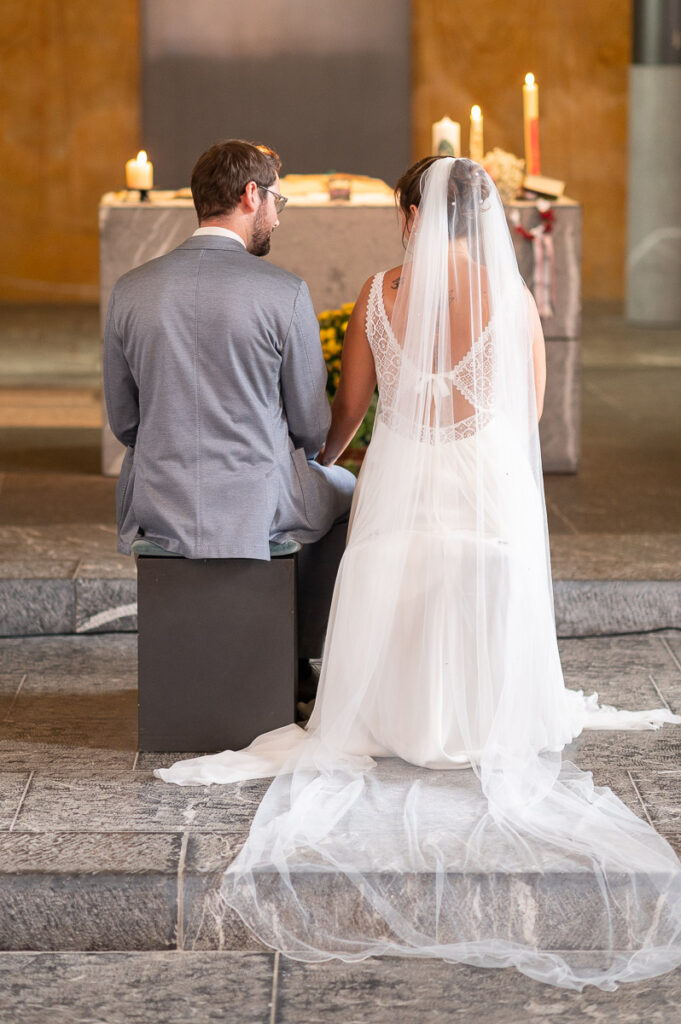 Hochzeit in der Kappelle Sankt NIklausen in Obwalden Hochzeitsfest im Wilerbädli in Wilen Obwalden Hochzeitsfotograf Obwalden