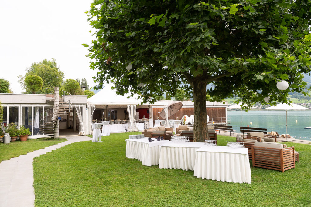 Hochzeit in der Kappelle Sankt NIklausen in Obwalden Hochzeitsfest im Wilerbädli in Wilen Obwalden Hochzeitsfotograf Obwalden
