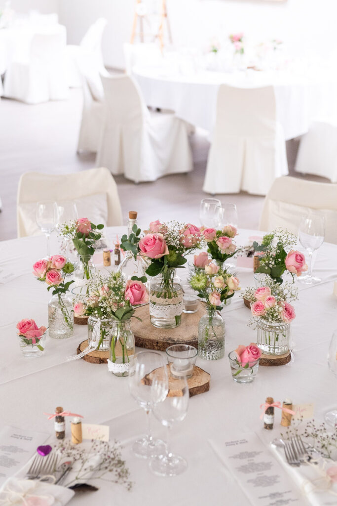 Hochzeit in der Kappelle Sankt NIklausen in Obwalden Hochzeitsfest im Wilerbädli in Wilen Obwalden Hochzeitsfotograf Obwalden