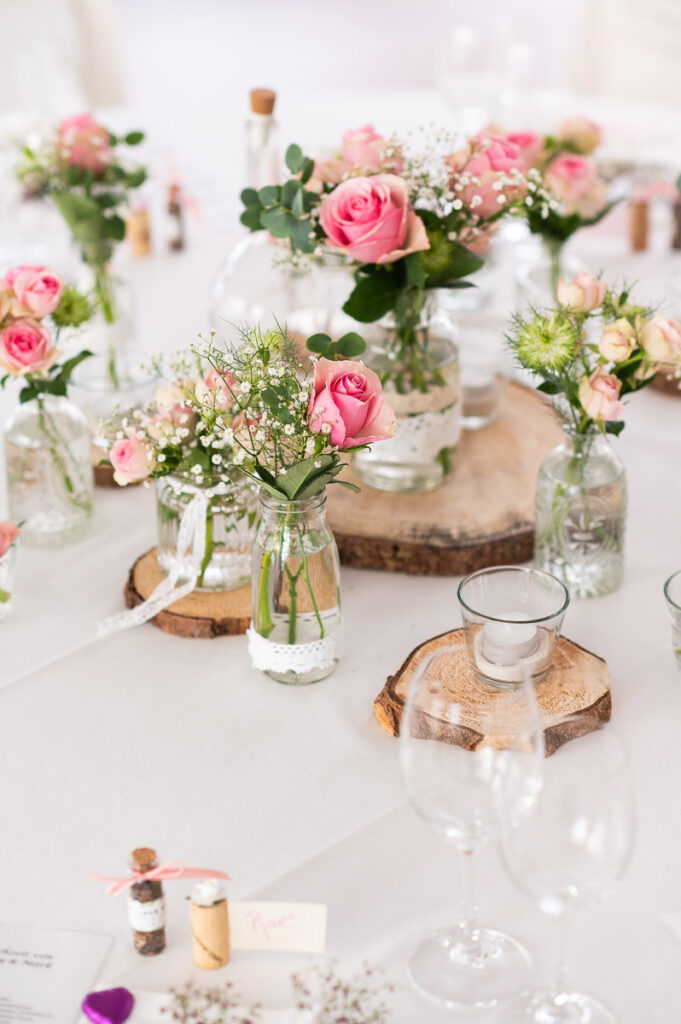 Hochzeit in der Kappelle Sankt NIklausen in Obwalden Hochzeitsfest im Wilerbädli in Wilen Obwalden Hochzeitsfotograf Obwalden