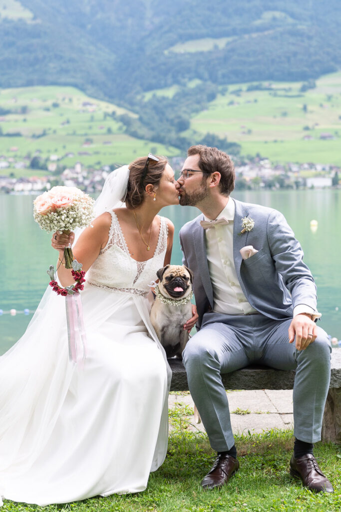 Hochzeit in der Kappelle Sankt NIklausen in Obwalden Hochzeitsfest im Wilerbädli in Wilen Obwalden Hochzeitsfotograf Obwalden