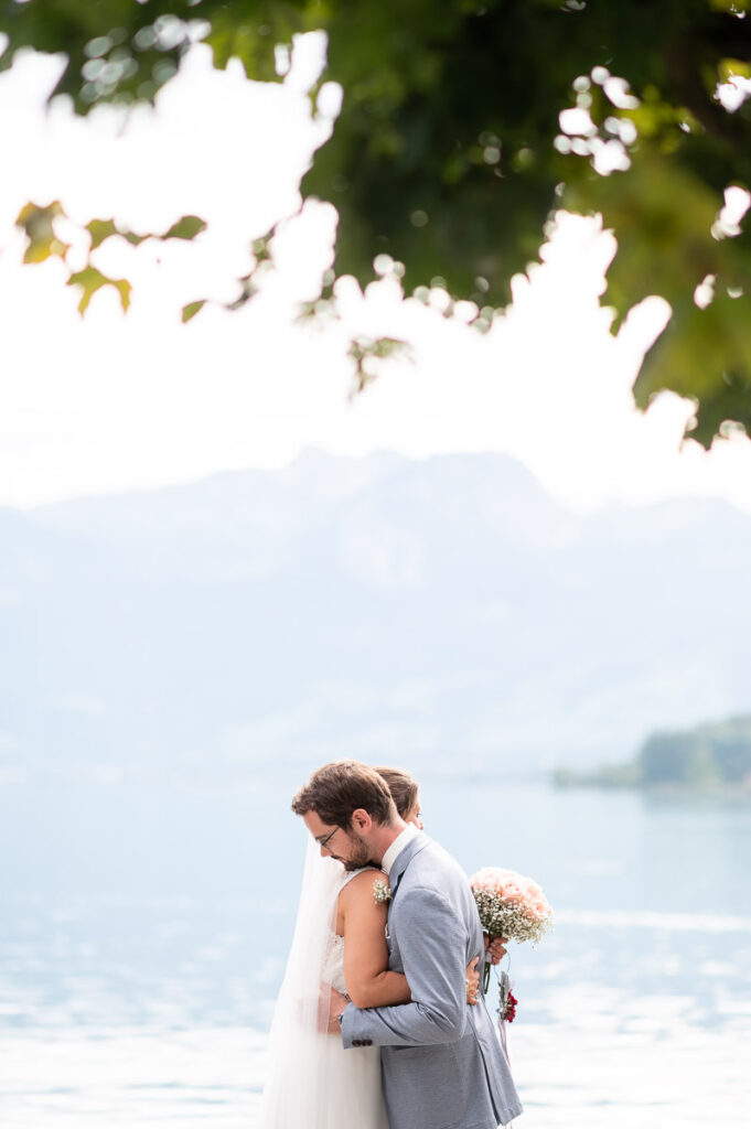 Hochzeit in der Kappelle Sankt NIklausen in Obwalden Hochzeitsfest im Wilerbädli in Wilen Obwalden Hochzeitsfotograf Obwalden