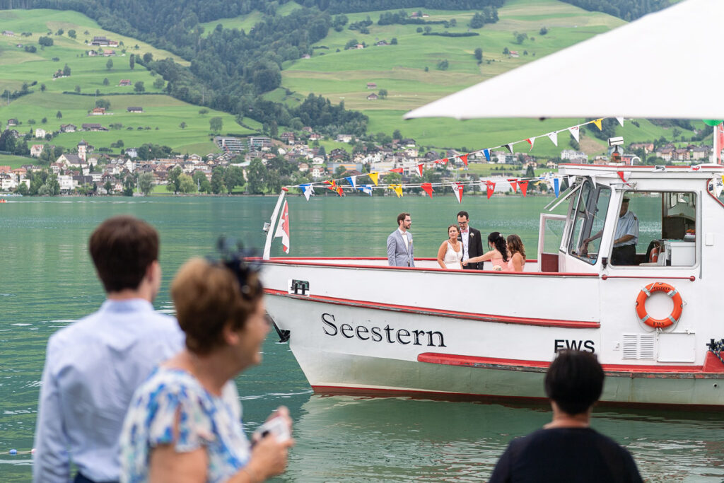 Hochzeit in der Kappelle Sankt NIklausen in Obwalden Hochzeitsfest im Wilerbädli in Wilen Obwalden Hochzeitsfotograf Obwalden