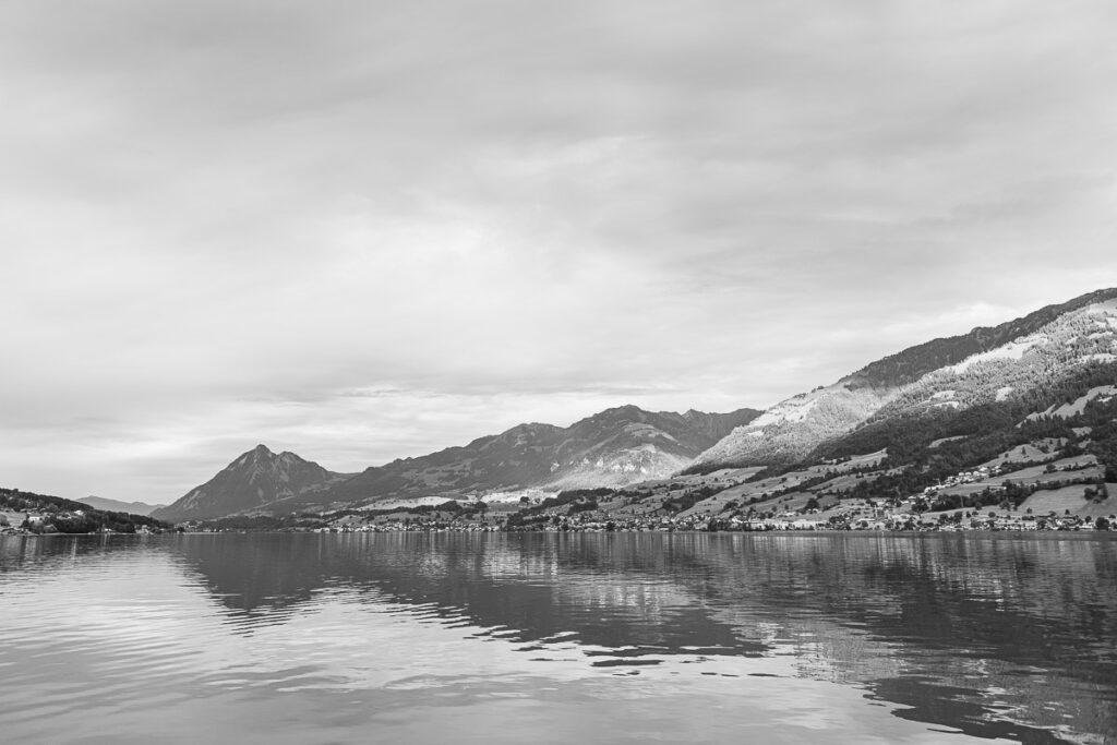 Hochzeit in der Kappelle Sankt NIklausen in Obwalden Hochzeitsfest im Wilerbädli in Wilen Obwalden Hochzeitsfotograf Obwalden