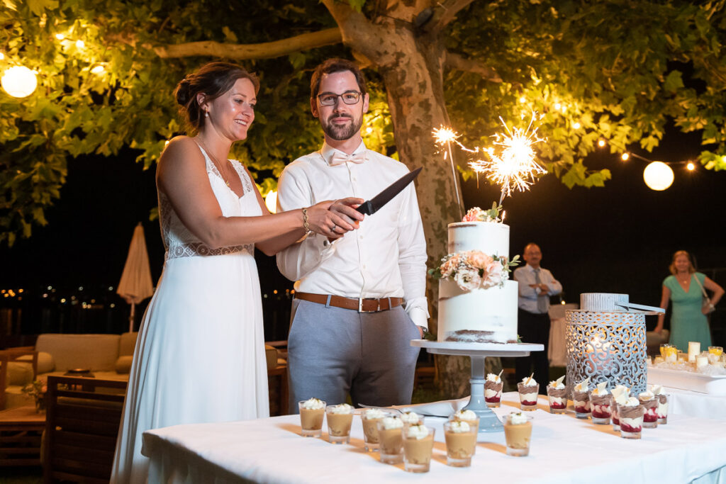 Hochzeit in der Kappelle Sankt NIklausen in Obwalden Hochzeitsfest im Wilerbädli in Wilen Obwalden Hochzeitsfotograf Obwalden
