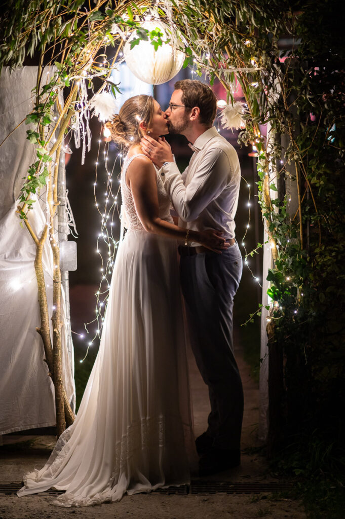 Hochzeit in der Kappelle Sankt NIklausen in Obwalden Hochzeitsfest im Wilerbädli in Wilen Obwalden Hochzeitsfotograf Obwalden