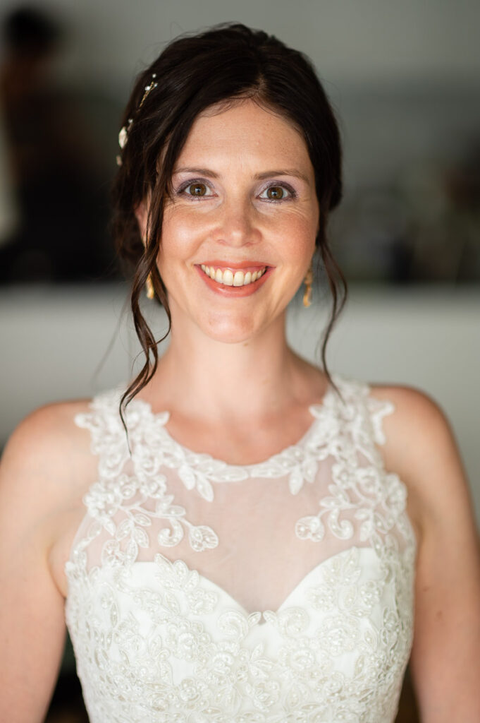 Hochzeit-Uri-Lodge–Seedorf Hochzeit in St Martin Kirche in Altdorf Hochzeitsfeier in Company Lodge Seedorf Fotoshooting im Schloss A Pro und Seedorf Hochzeitsfotograf Uri
