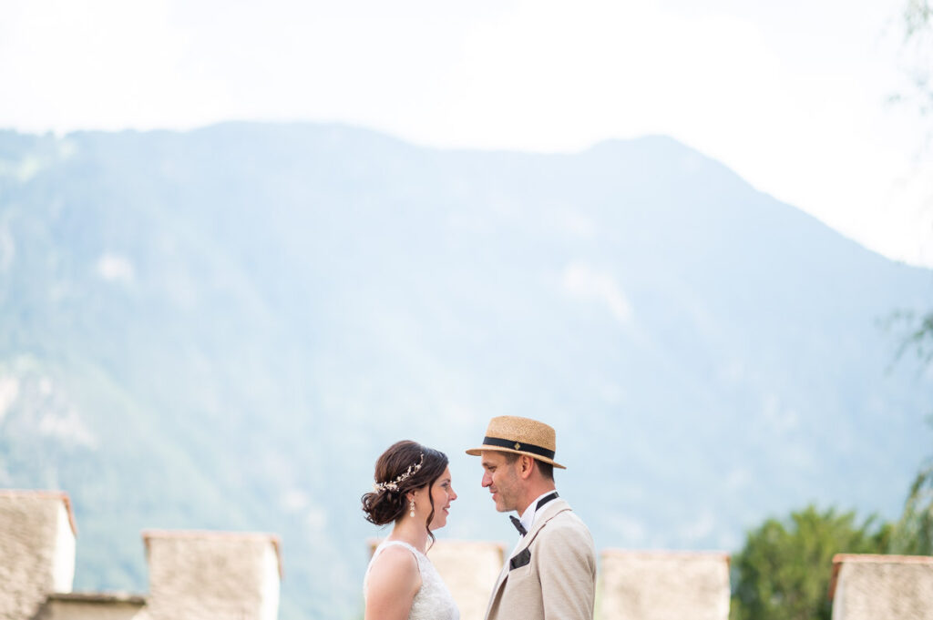 Hochzeit-Uri-Lodge–Seedorf Hochzeit in St Martin Kirche in Altdorf Hochzeitsfeier in Company Lodge Seedorf Fotoshooting im Schloss A Pro und Seedorf Hochzeitsfotograf Uri