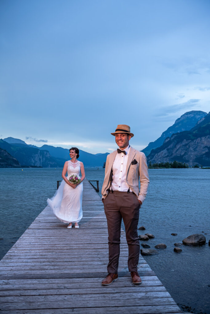 Hochzeit-Uri-Lodge–Seedorf Hochzeit in St Martin Kirche in Altdorf Hochzeitsfeier in Company Lodge Seedorf Fotoshooting im Schloss A Pro und Seedorf Hochzeitsfotograf Uri