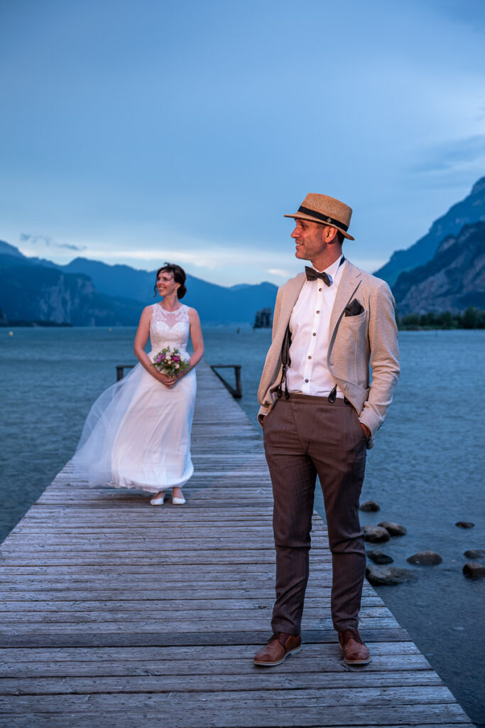 Hochzeit-Uri-Lodge–Seedorf Hochzeit in St Martin Kirche in Altdorf Hochzeitsfeier in Company Lodge Seedorf Fotoshooting im Schloss A Pro und Seedorf Hochzeitsfotograf Uri