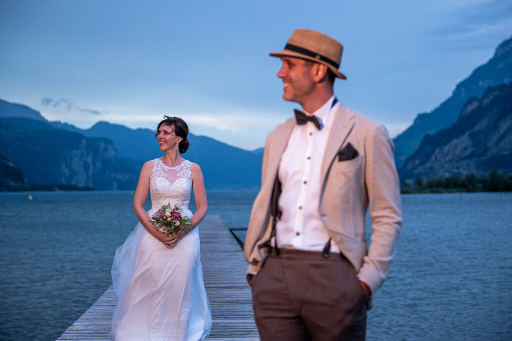 Hochzeit-Uri-Lodge–Seedorf Hochzeit in St Martin Kirche in Altdorf Hochzeitsfeier in Company Lodge Seedorf Fotoshooting im Schloss A Pro und Seedorf Hochzeitsfotograf Uri