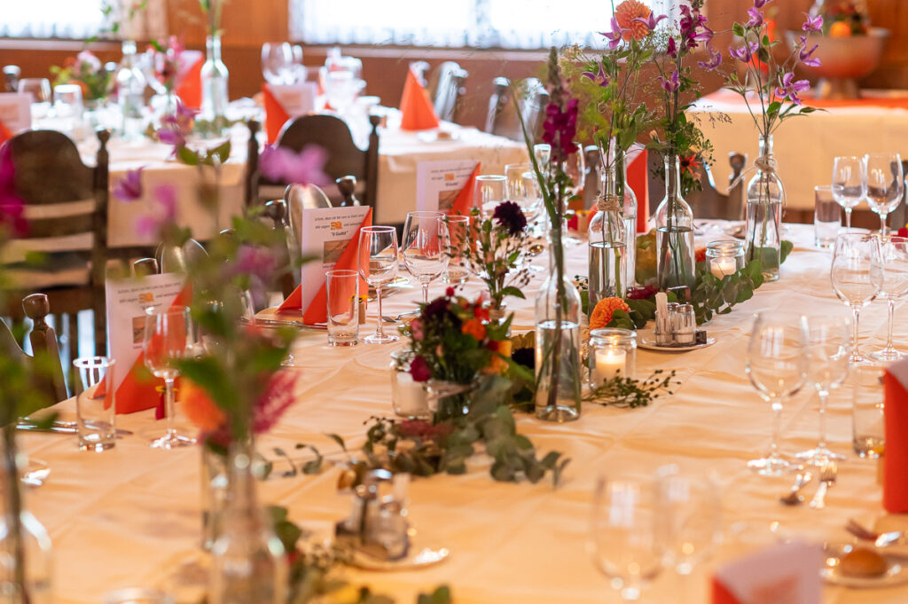 Hochzeit in Niederrickenbach in Dallenwil Kanton Nidwalden Hochzeitsfeier im Schlüssel in Dallenwil Hochzeitsfotograf Obwalden Nidwalden