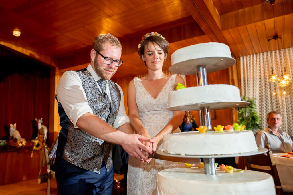 Hochzeit in Niederrickenbach in Dallenwil Kanton Nidwalden Hochzeitsfeier im Schlüssel in Dallenwil Hochzeitsfotograf Obwalden Nidwalden
