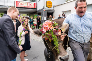 Hochzeit in Sarnen Obwalden Hochzeitsfeier im Eleven in Sarnen Hochzeitsfotograf Zentralschweiz