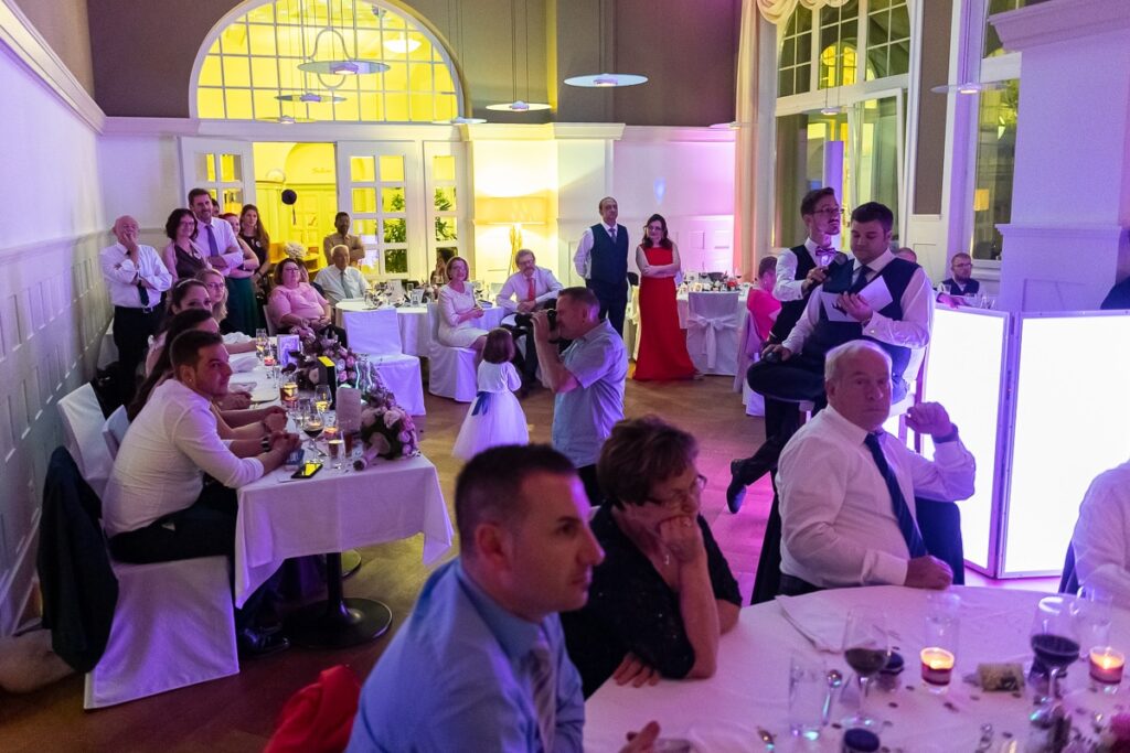 Hochzeit in Bern Hochzeit in Kirche Merlingen Kanton Bern Hochzeitsfeier im Parkhotel Gunten