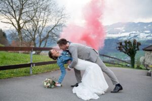Hochzeit Flüelikapelle, Hotel Paxmontana Sachseln Obwalden Hochzeit Flüelikapelle, Hotel Paxmontana Sachseln Obwalden