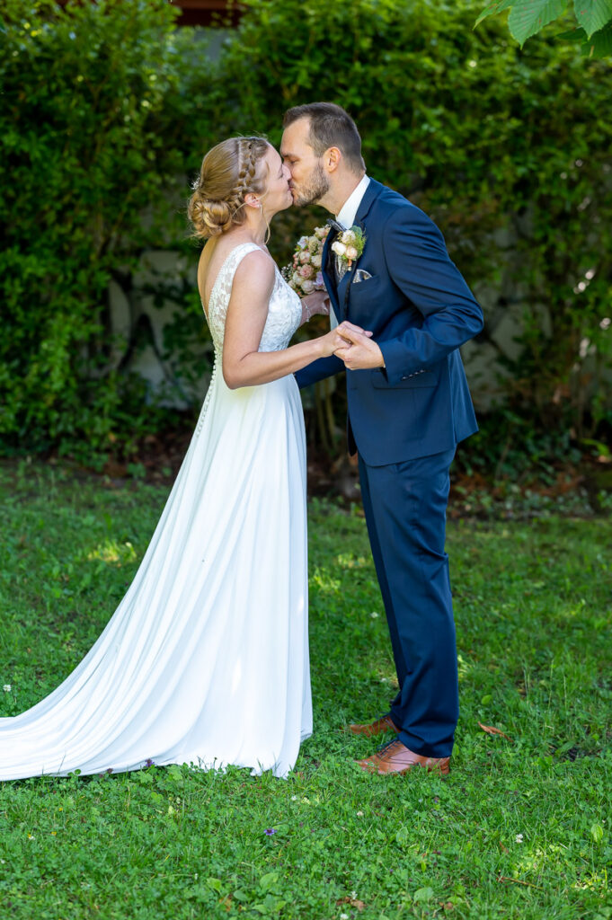 Hochzeit in der reformierten Kirche in Hergiswil Nidwalden Hochzeitsfeier im Engel in Stans